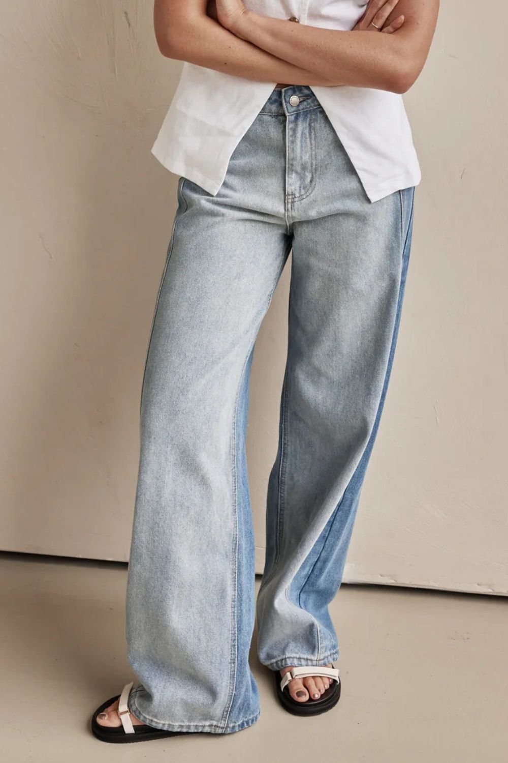 Hazel Blues® | Contrast Straight Leg Jeans with Pockets